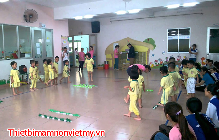 Giáo án phát triển thể chất cho trẻ mầm non cho trẻ 4 đến 5 tuổi
