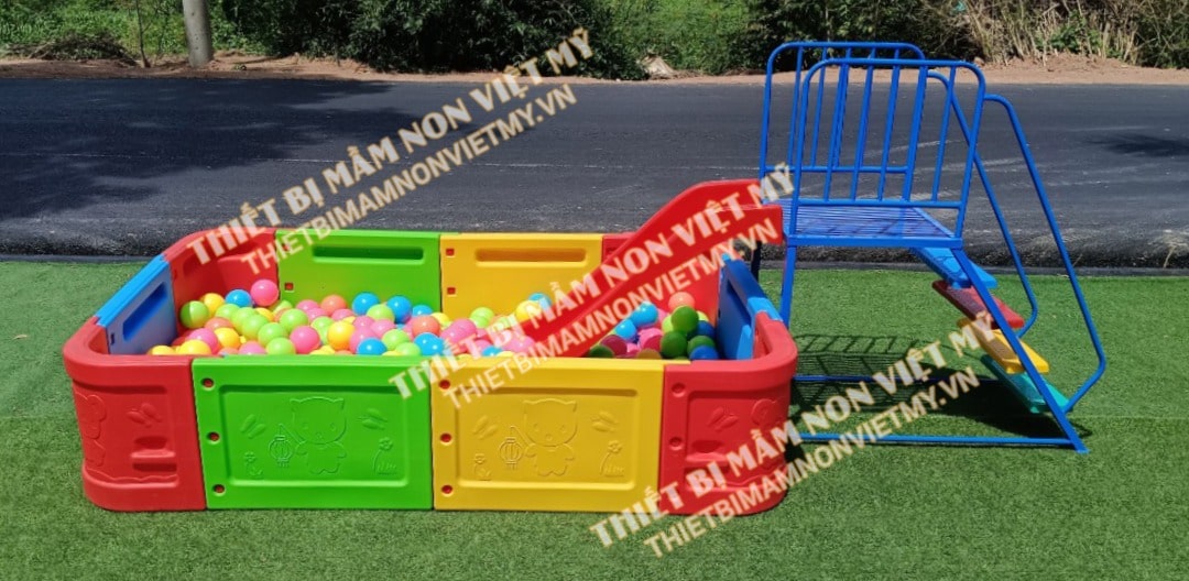 Nhà Banh Cầu Trượt